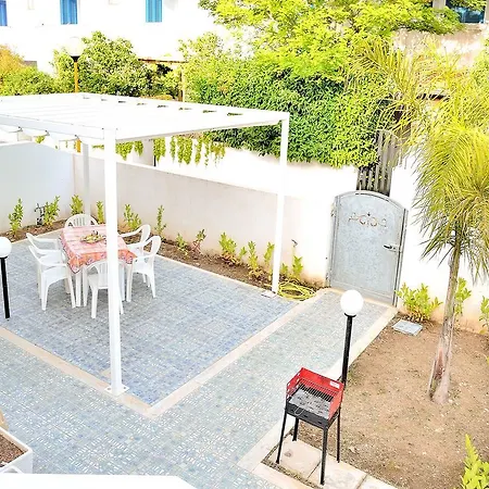 Case Ad Oriente-residence Luna מלון דירות *